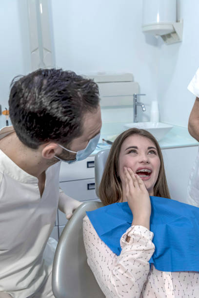 Best Emergency Dentist for Knocked-Out Tooth in Arial, SC
